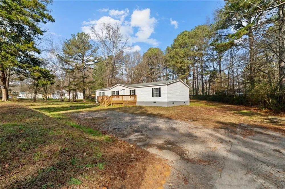 106 W Nance Springs Road Resaca, GA 30735