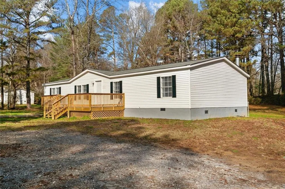 106 W Nance Springs Road Resaca, GA 30735