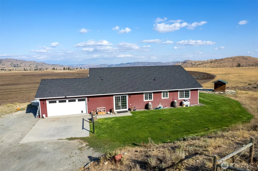 1486 Star Road Malott, WA 98829