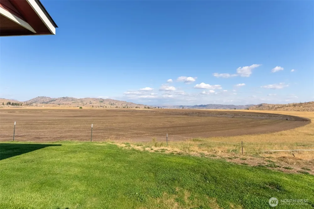 1486 Star Road Malott, WA 98829