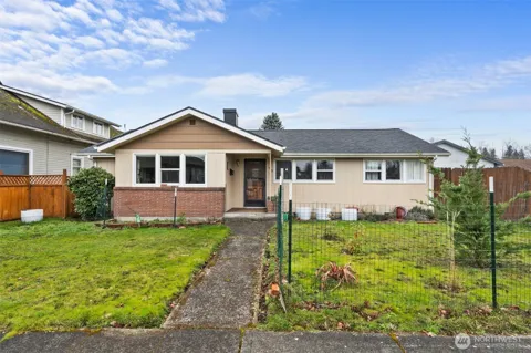 715 Euclid Way