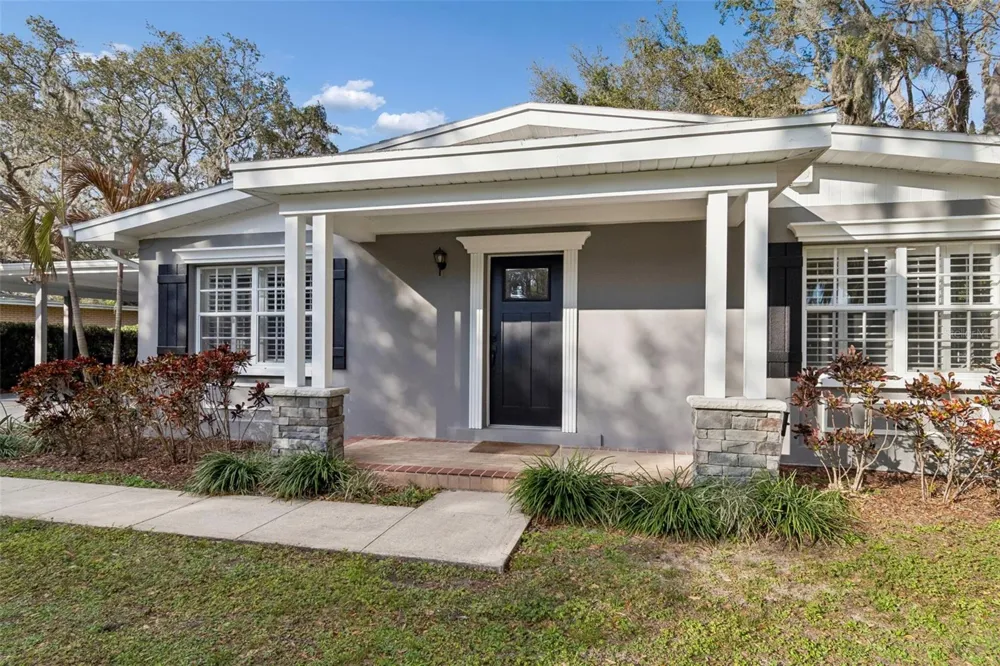 308 BRENTWOOD DRIVE Temple Terrace, FL 33617
