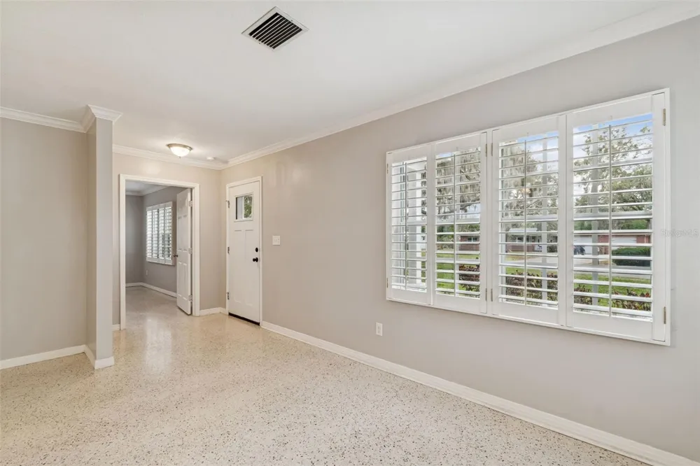 308 BRENTWOOD DRIVE Temple Terrace, FL 33617