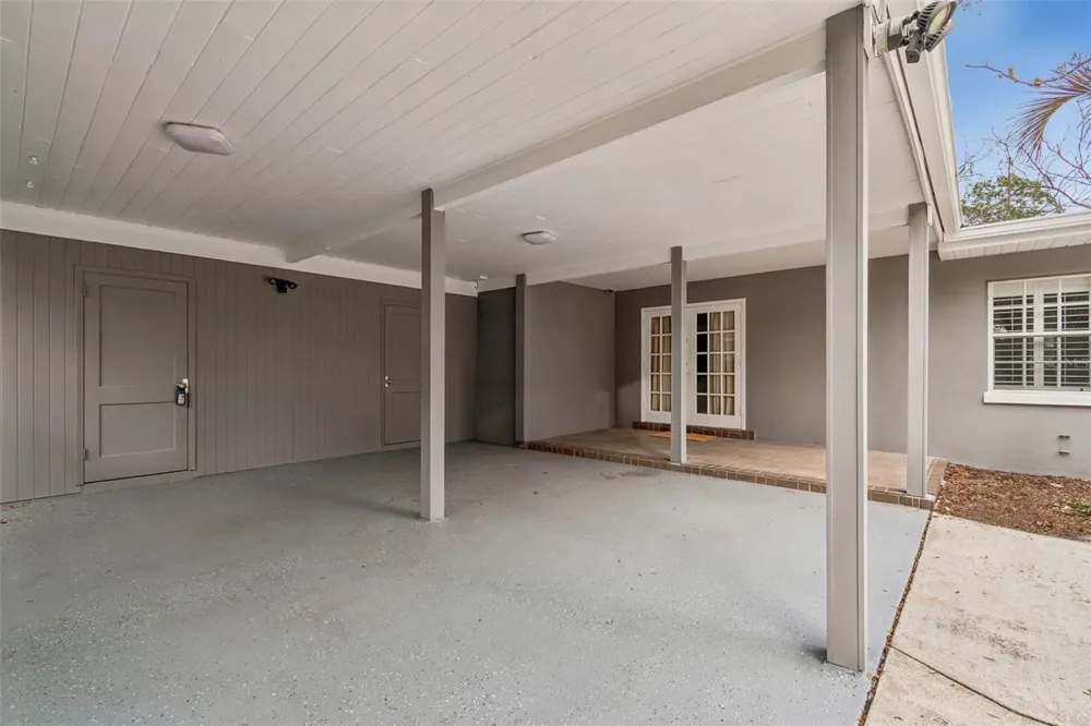 308 BRENTWOOD DRIVE Temple Terrace, FL 33617