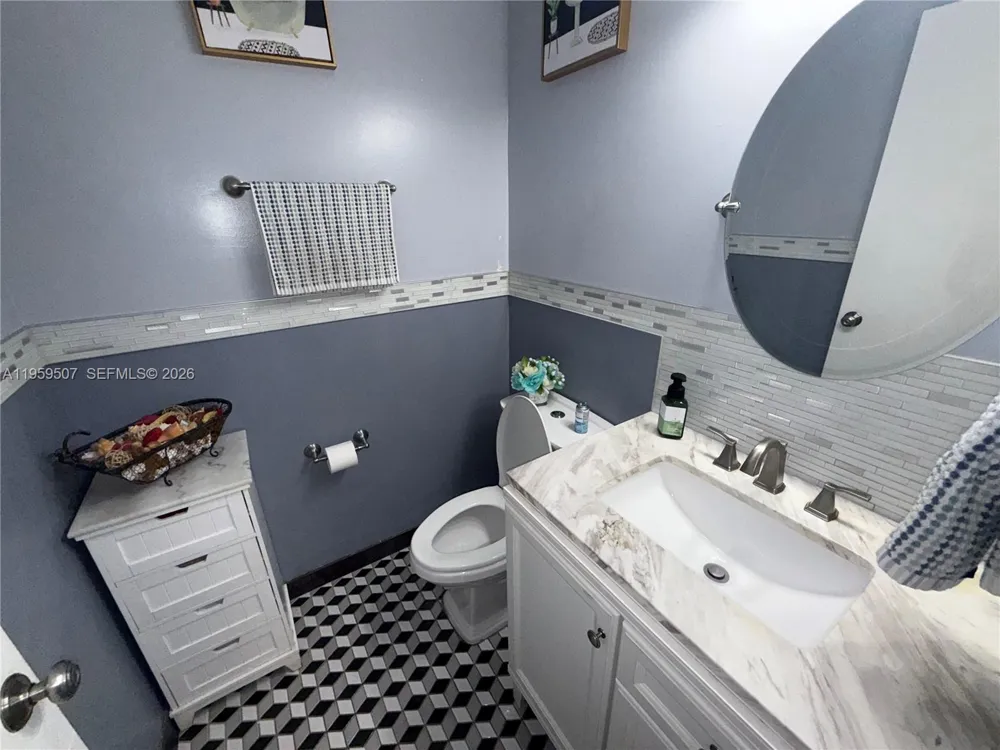 5320 NW 190th St Miami Gardens, FL 33055