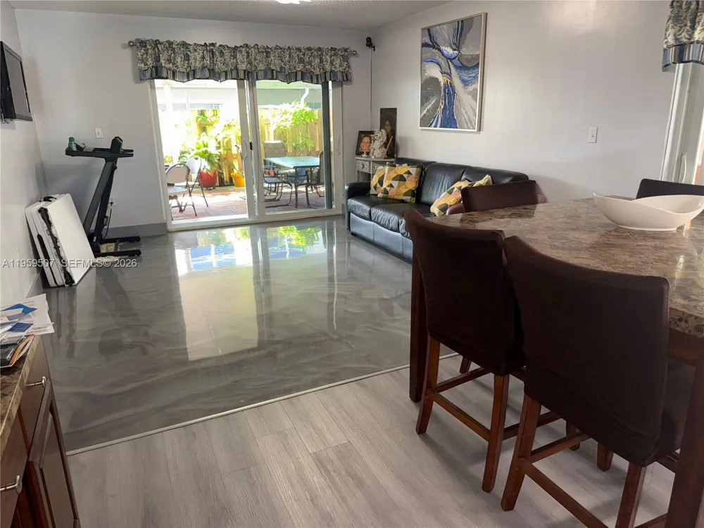 5320 NW 190th St Miami Gardens, FL 33055