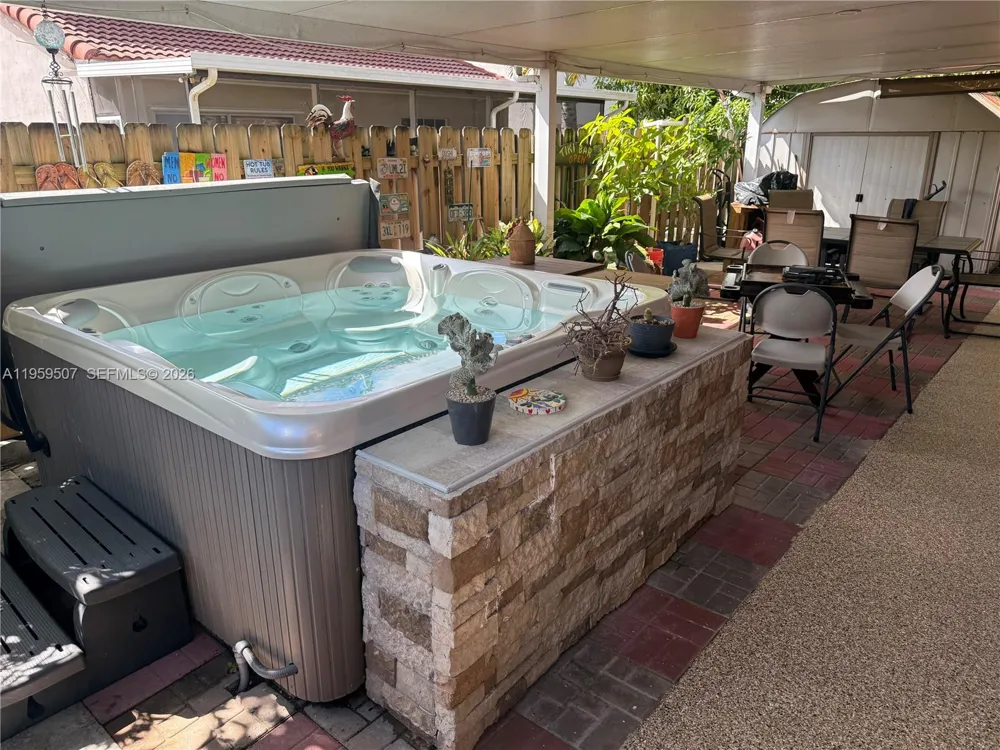 5320 NW 190th St Miami Gardens, FL 33055