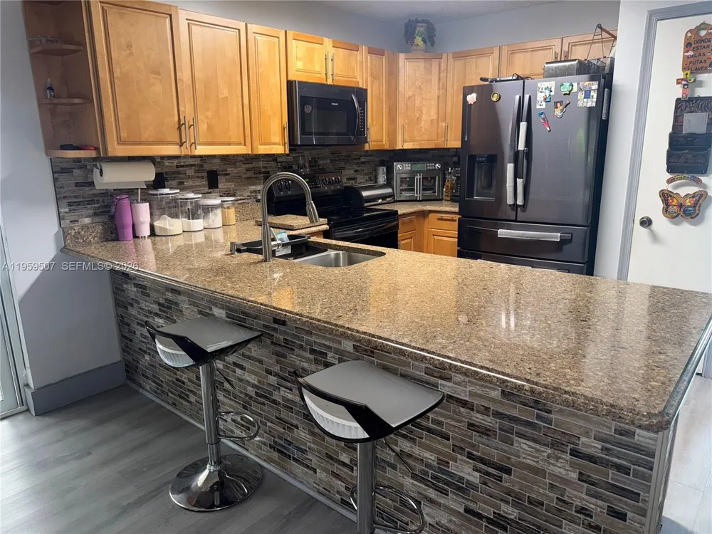 5320 NW 190th St Miami Gardens, FL 33055