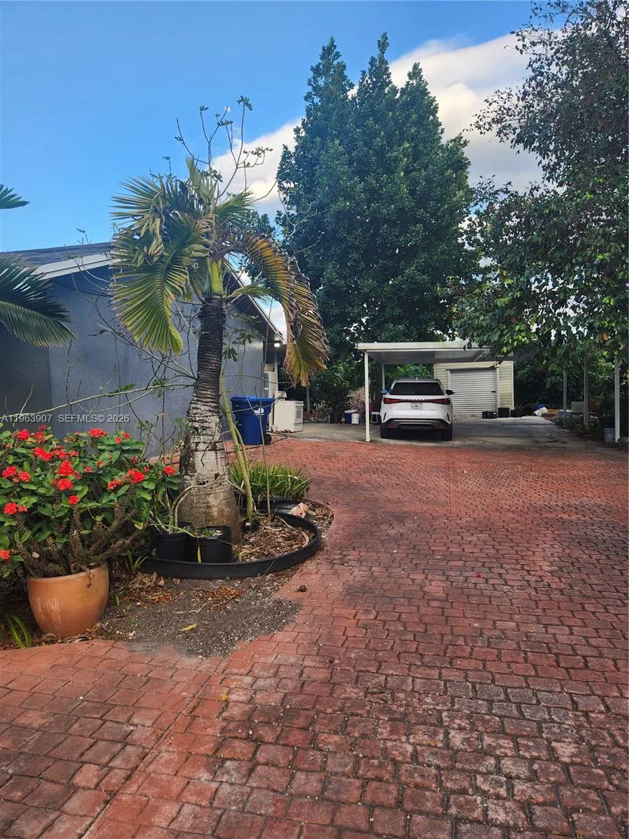 23801 SW 217th Ave Homestead, FL 33031