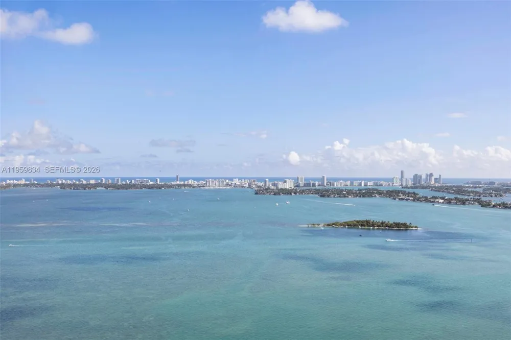 460 NE 28th St #PH 4002 Miami, FL 33137