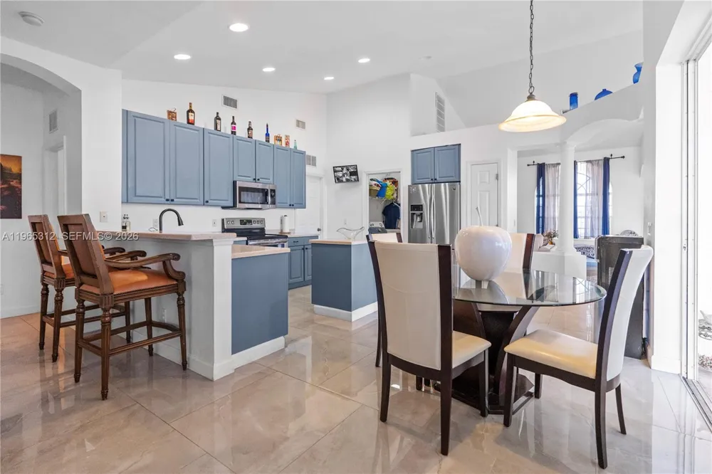 2025 NW 7th ter Cape Coral, FL 33993