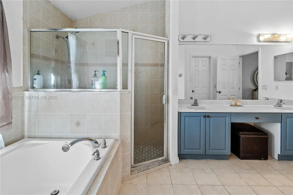 2025 NW 7th ter Cape Coral, FL 33993
