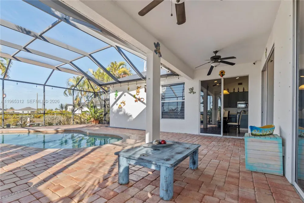 2025 NW 7th ter Cape Coral, FL 33993