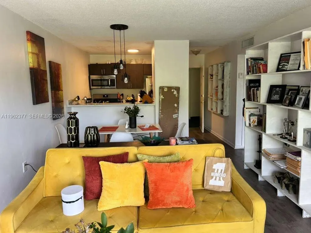 1225 NE 124th St #46A North Miami, FL 33161