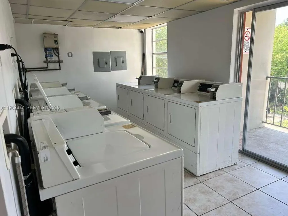 1225 NE 124th St #46A North Miami, FL 33161