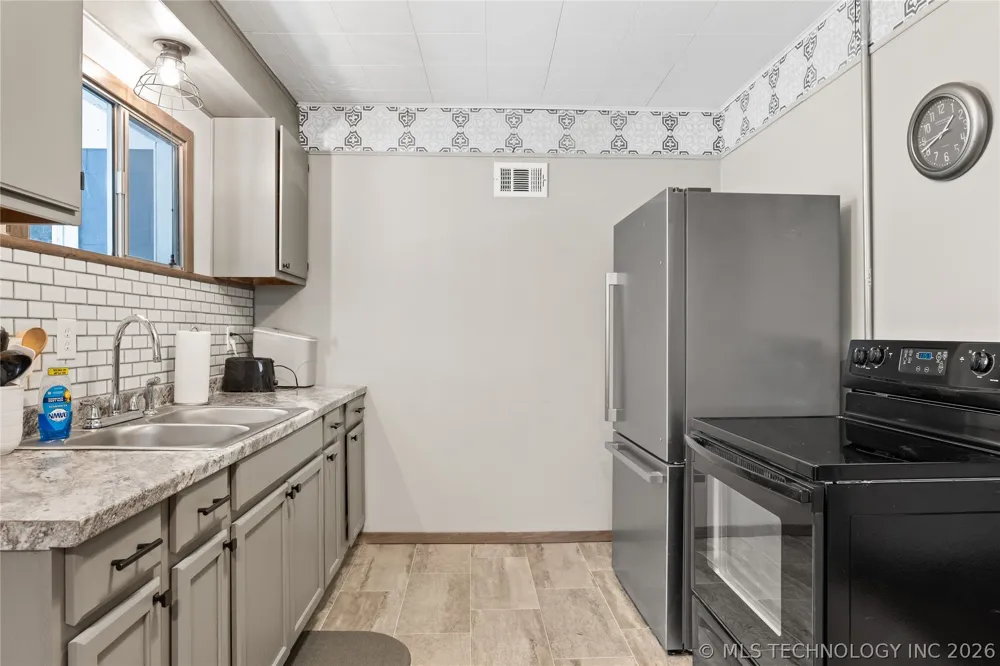 19460 W 925 Cookson, OK 74427