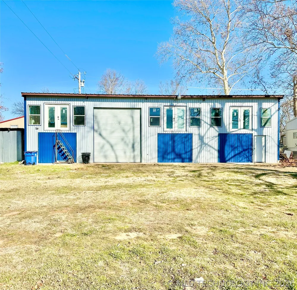 13870 Sherry Lane