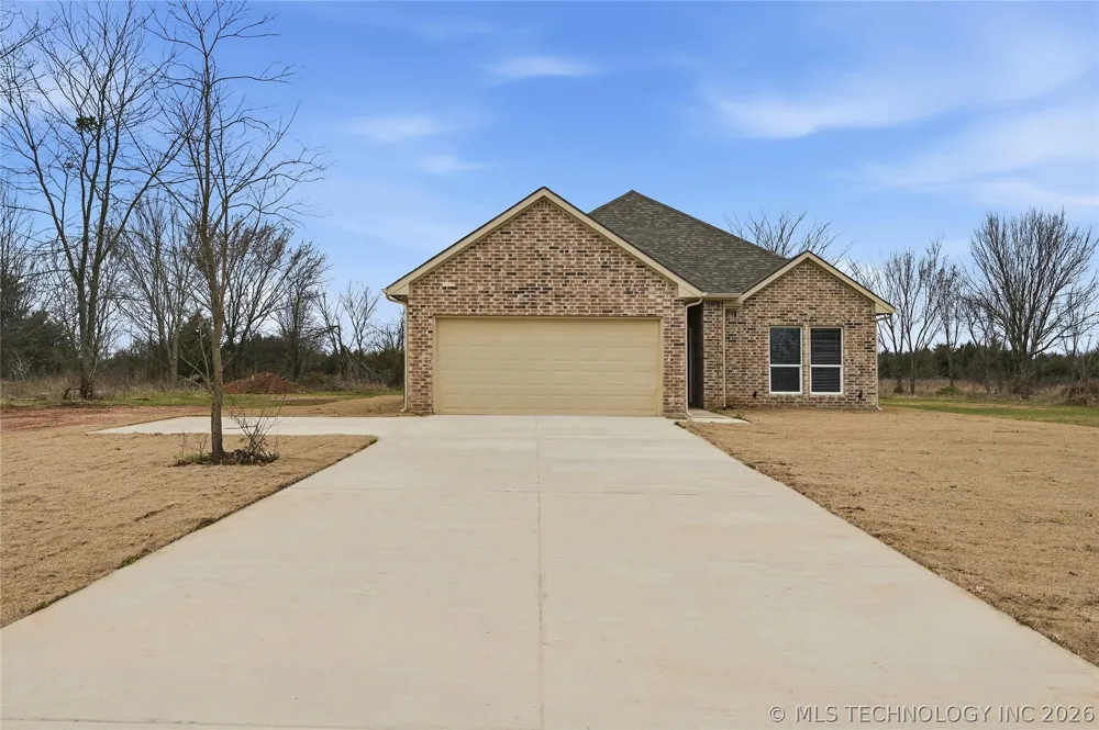 116 8th Avenue Colbert, OK 74733