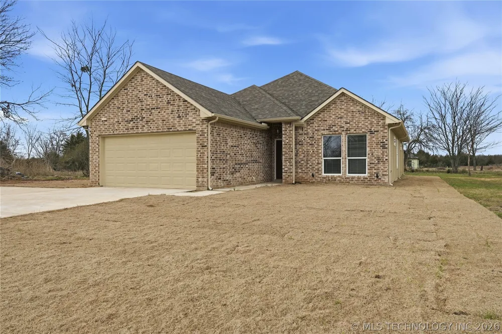 116 8th Avenue Colbert, OK 74733