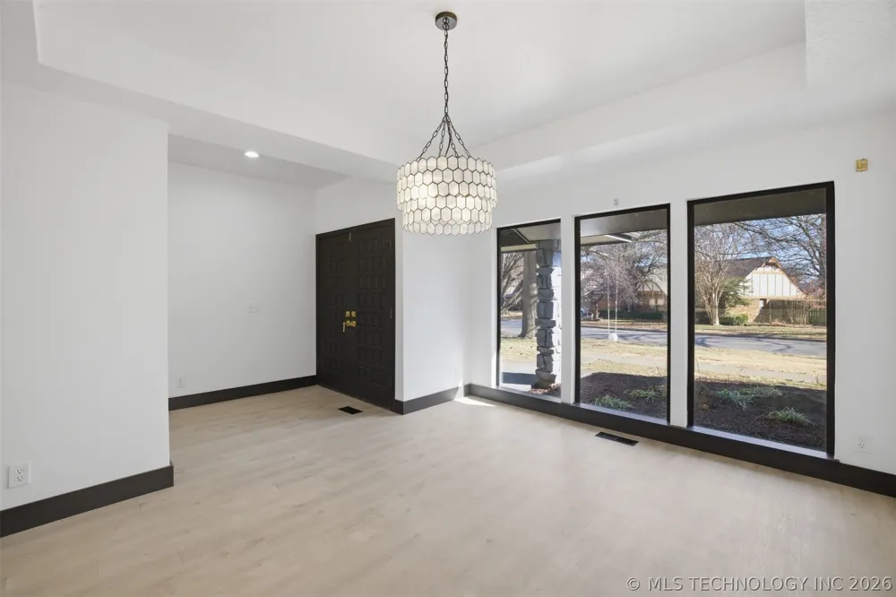 7505 E 65th Street Tulsa, OK 74133