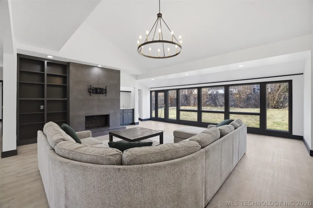 7505 E 65th Street Tulsa, OK 74133