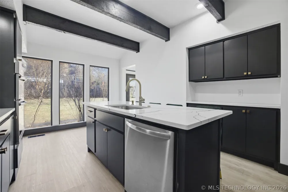 7505 E 65th Street Tulsa, OK 74133