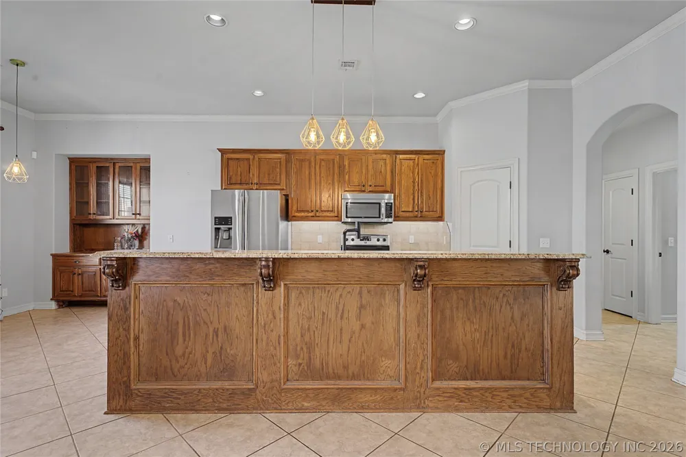 1211 E 135th Street S Glenpool, OK 74033