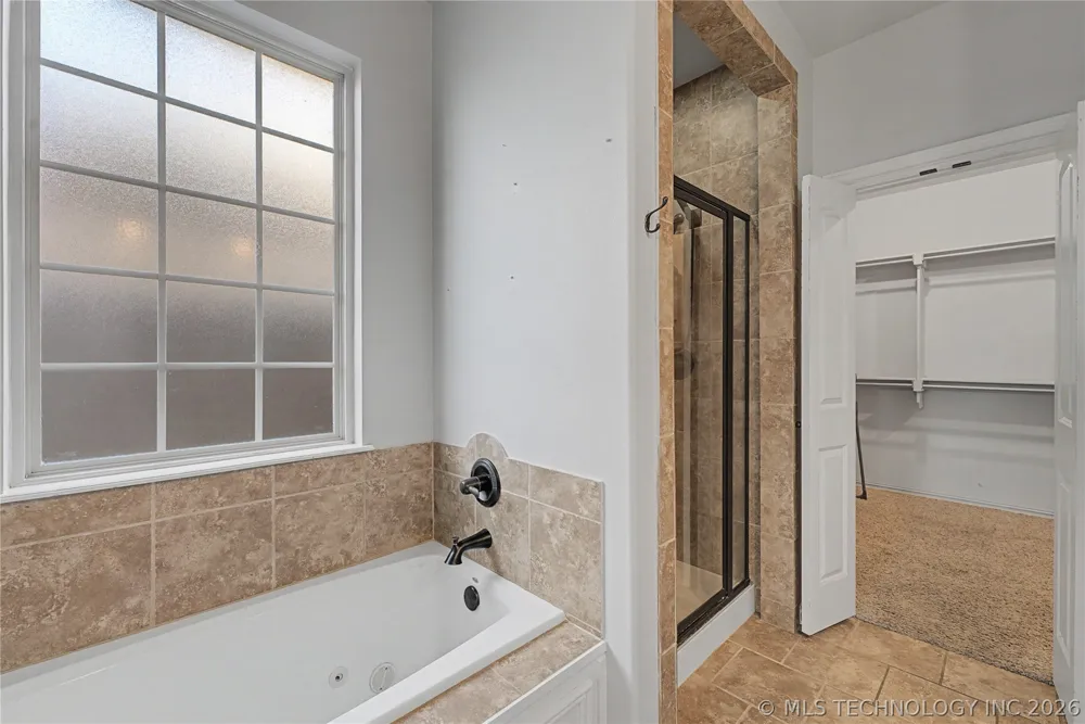 1211 E 135th Street S Glenpool, OK 74033