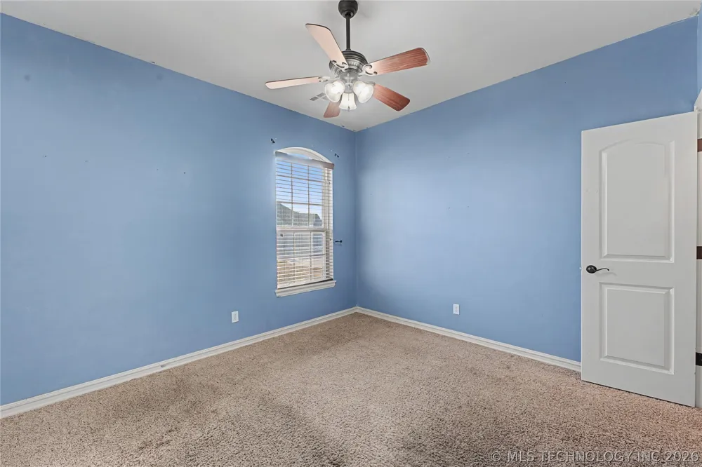 1211 E 135th Street S Glenpool, OK 74033