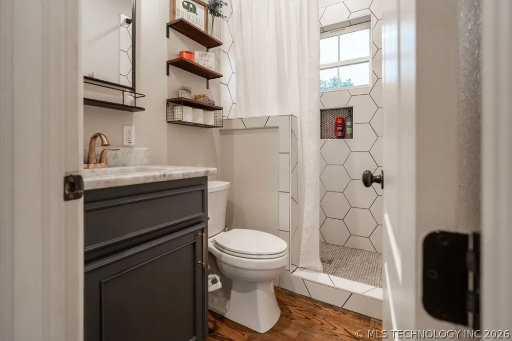 2973 Lakeside Circle Atoka, OK 74525