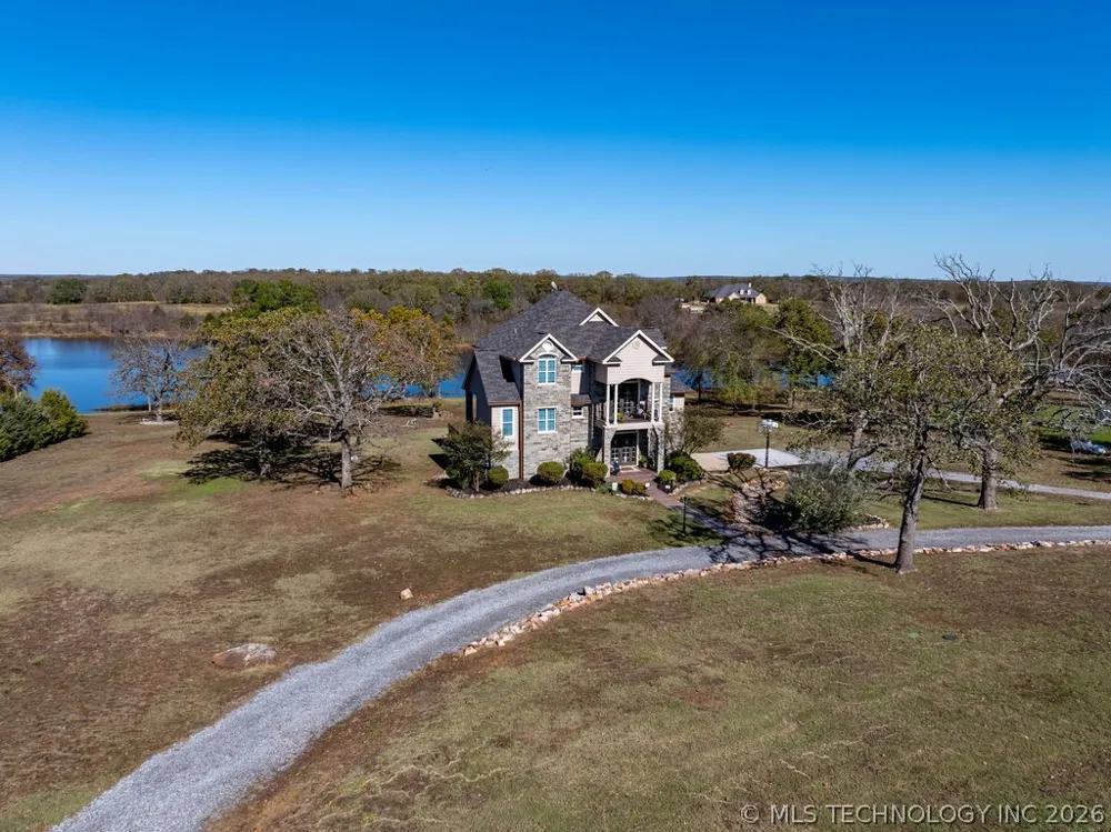 2973 Lakeside Circle Atoka, OK 74525