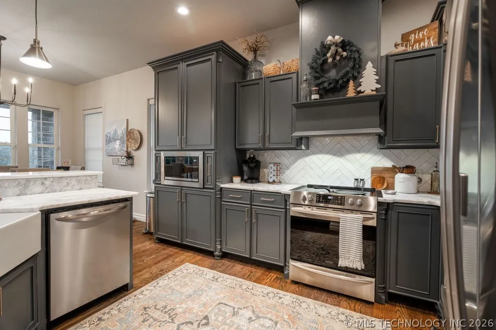 2973 Lakeside Circle Atoka, OK 74525