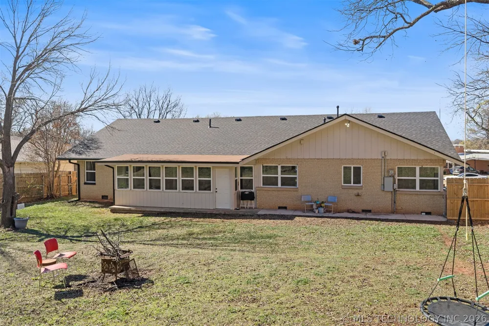 1506 Crescent Drive Duncan, OK 73533