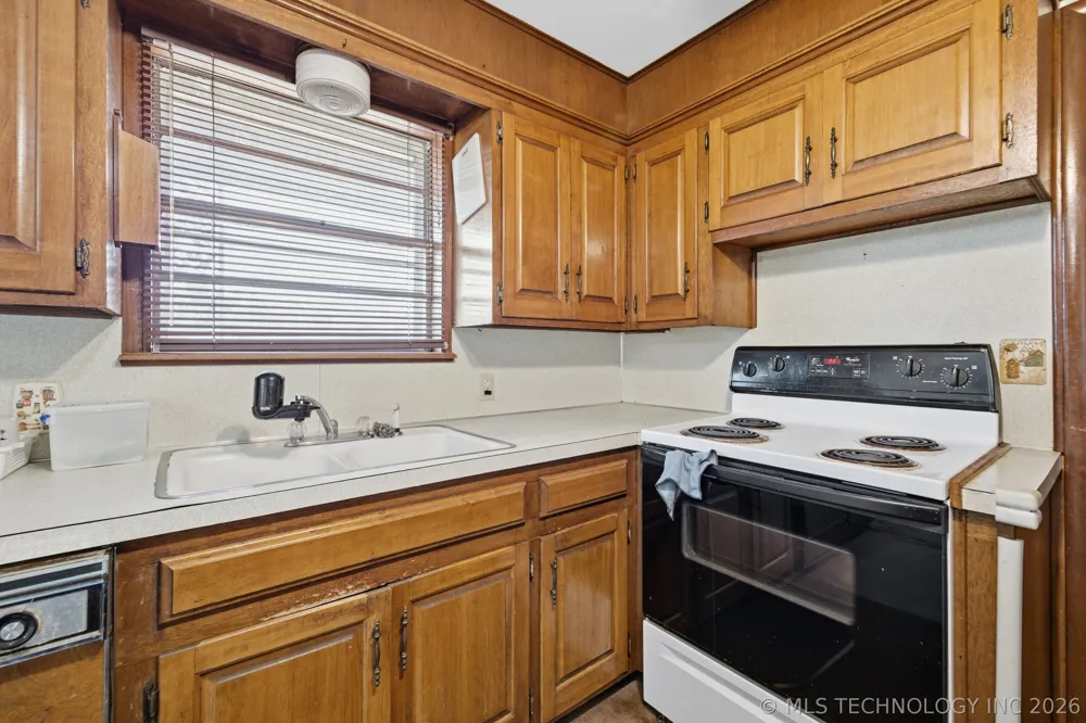 118112 US Hwy 75 S Wetumka, OK 74883