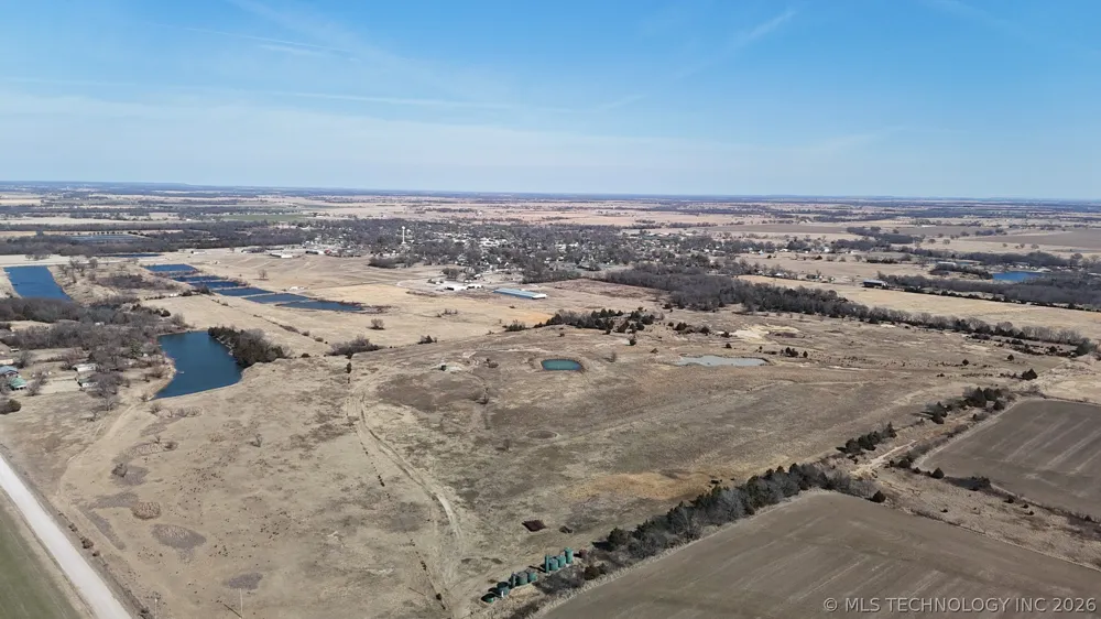 S 280 ROAD Morris, OK 74445