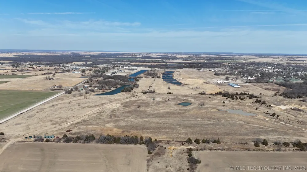S 280 ROAD Morris, OK 74445