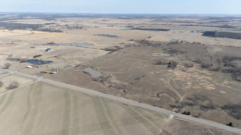 McKinley Road Morris, OK 74445