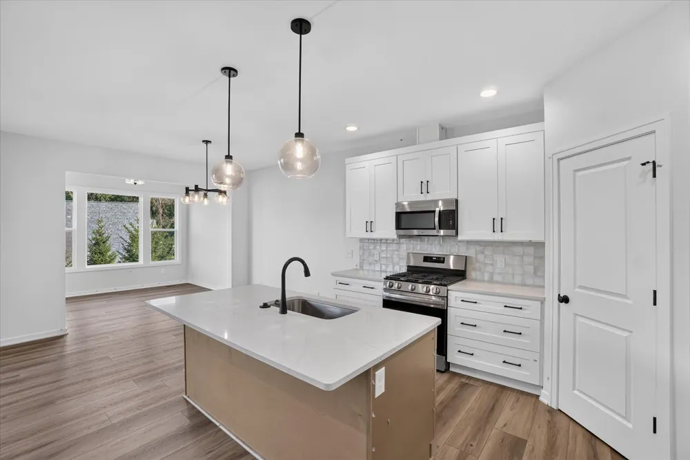 3704 Marabella Place Kalamazoo, MI 49006