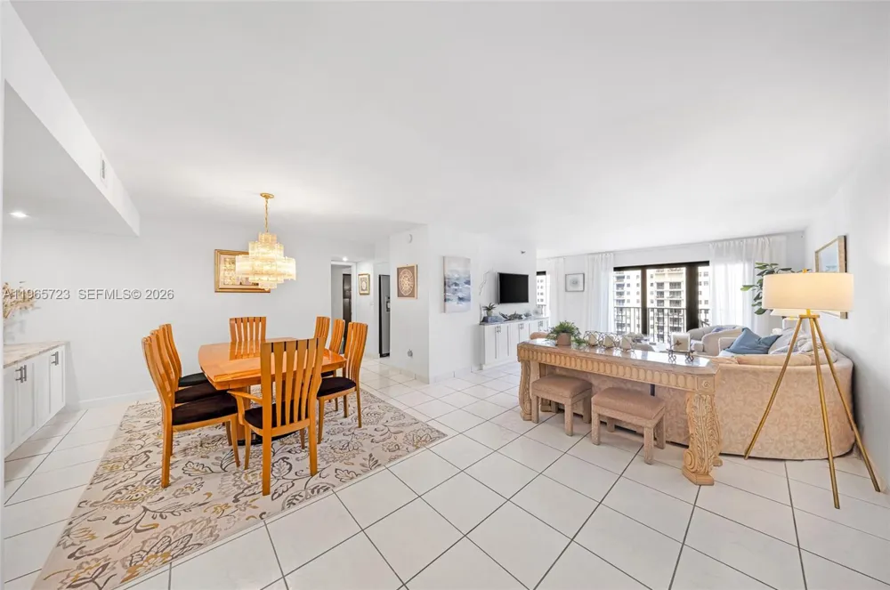 1201 S Ocean Dr #1903S Hollywood, FL 33019