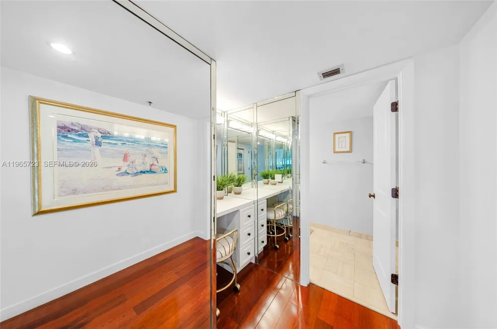 1201 S Ocean Dr #1903S Hollywood, FL 33019