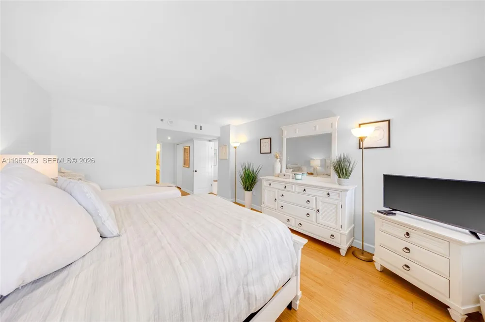 1201 S Ocean Dr #1903S Hollywood, FL 33019