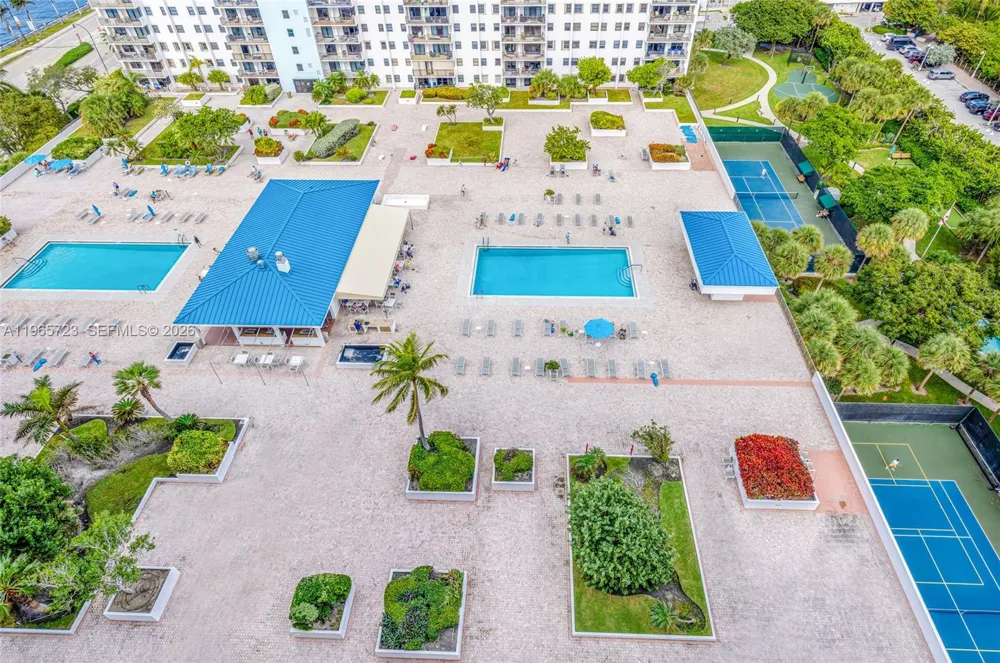 1201 S Ocean Dr #1903S Hollywood, FL 33019