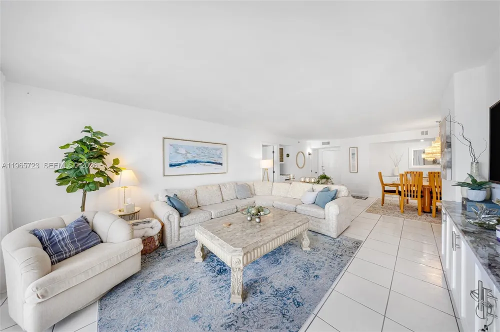 1201 S Ocean Dr #1903S Hollywood, FL 33019