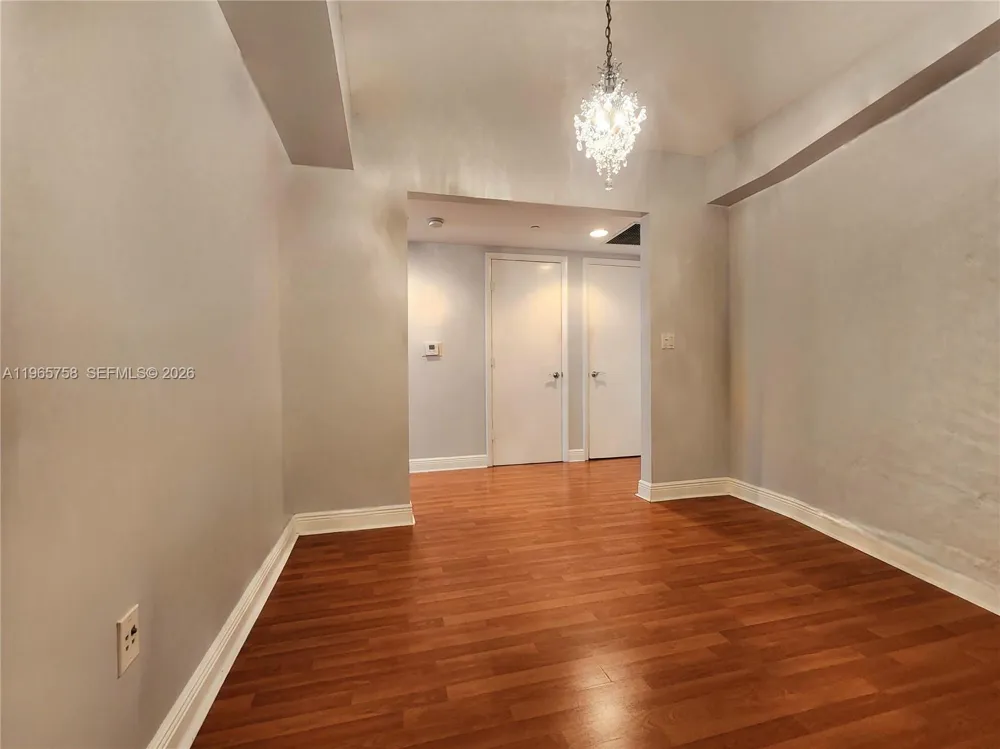 1800 S Ocean Dr #2406 Hallandale Beach, FL 33009