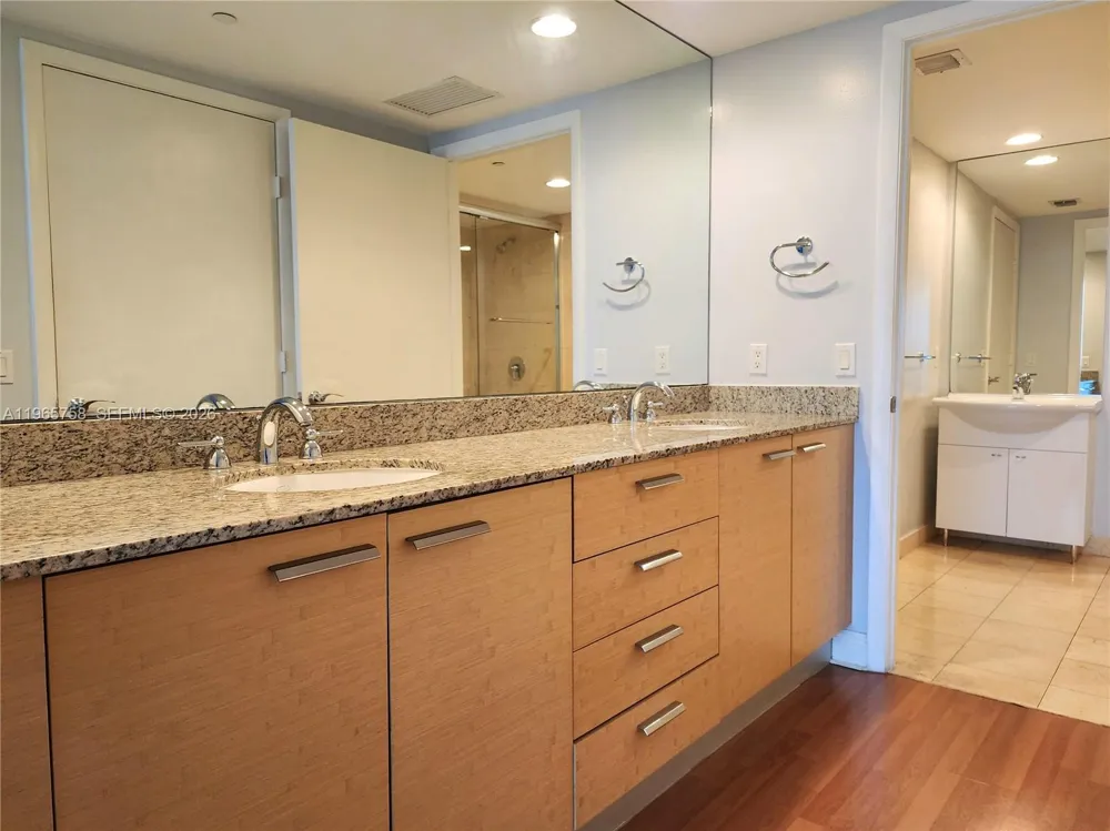 1800 S Ocean Dr #2406 Hallandale Beach, FL 33009