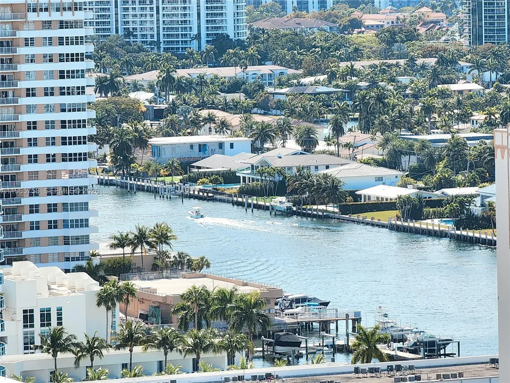 1800 S Ocean Dr #2406 Hallandale Beach, FL 33009