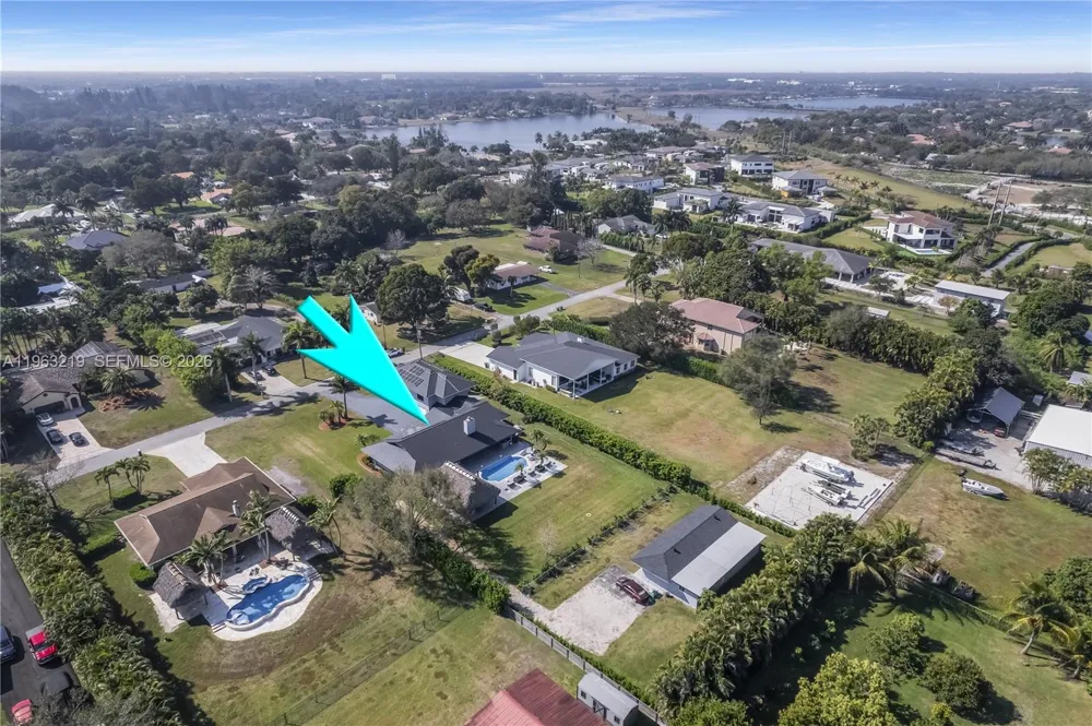 14651 SW 16th St Davie, FL 33325