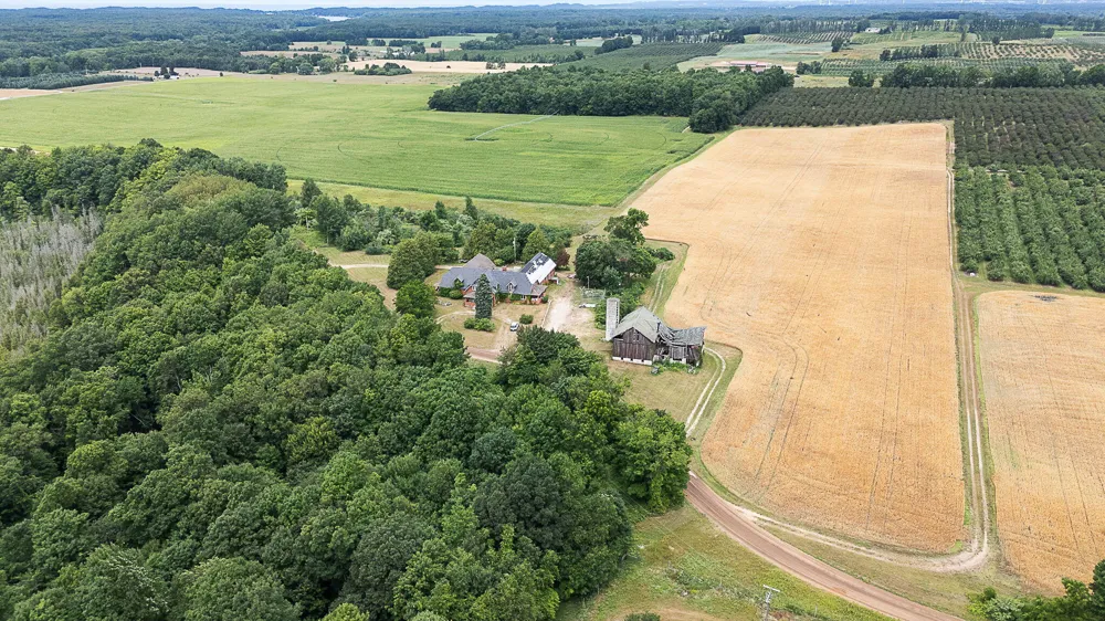 3604 W Lever Road Hart, MI 49420