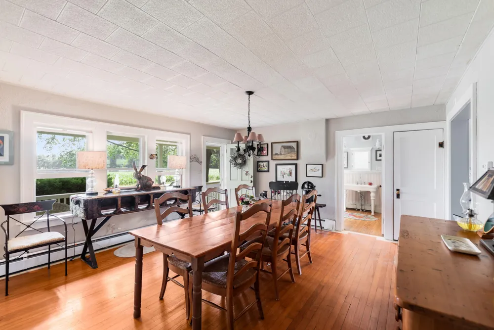 6475 Olive Branch Road Galien, MI 49113