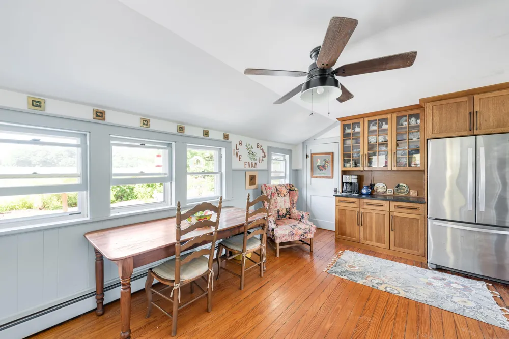6475 Olive Branch Road Galien, MI 49113